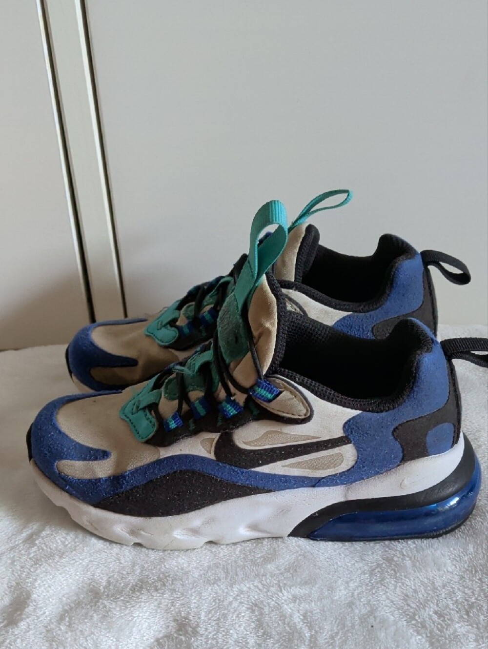 Nike Kids Blue, Black and Teal Air Bubble Sneakers - Picture 3 of 11